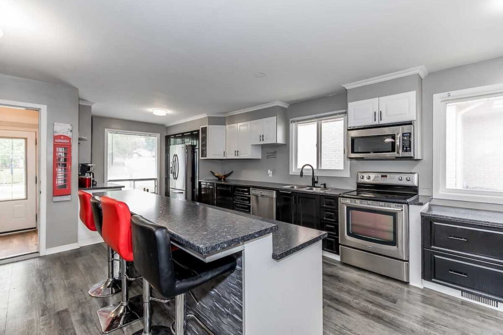 Full Home Renovation Project in Barrie - Luxe Home Renovation